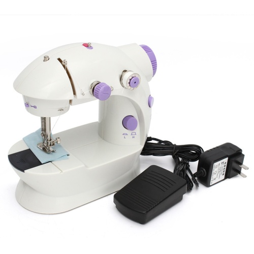 Мини-швейная машинка Mini Sewing Machine 4 in 1 с педалькой